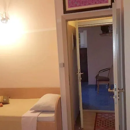 Apartment Krbavska Ulica 아파트 스플리트