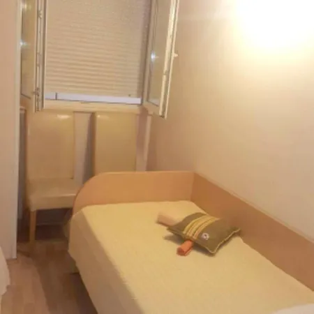 Apartment Krbavska Ulica 아파트 스플리트